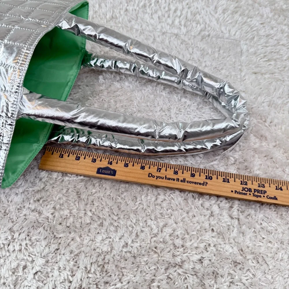 Clinique Silver Quilted Tote Bag Metallic Green Lining Shopper Makeup Puffer
